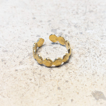 Seashells ring