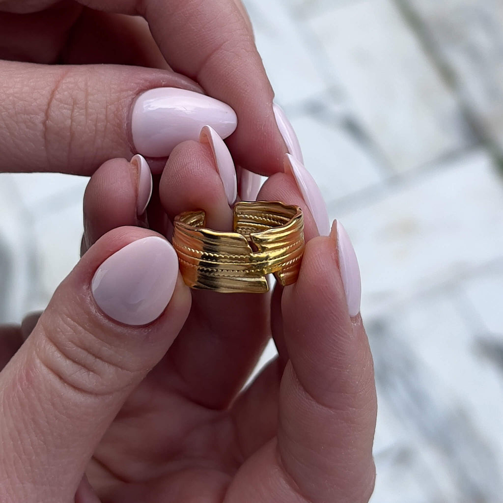 The Wave Ring